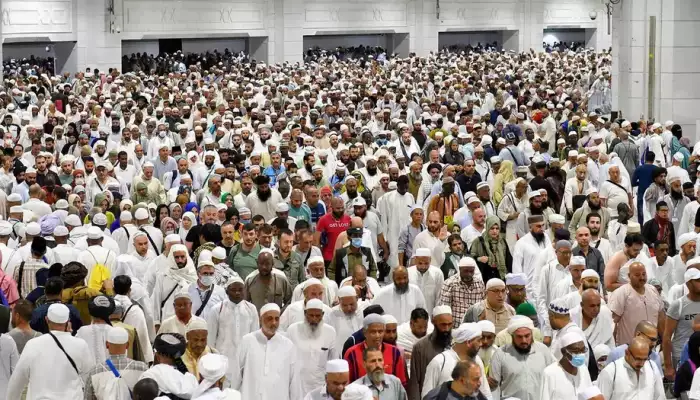 Millions of pilgrims reach Makkah for Hajj