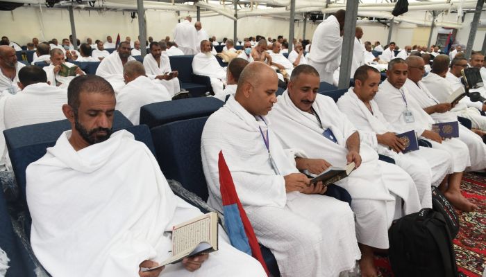 بعثة الحج العسكرية العمانية تصل إلى مخيم منى