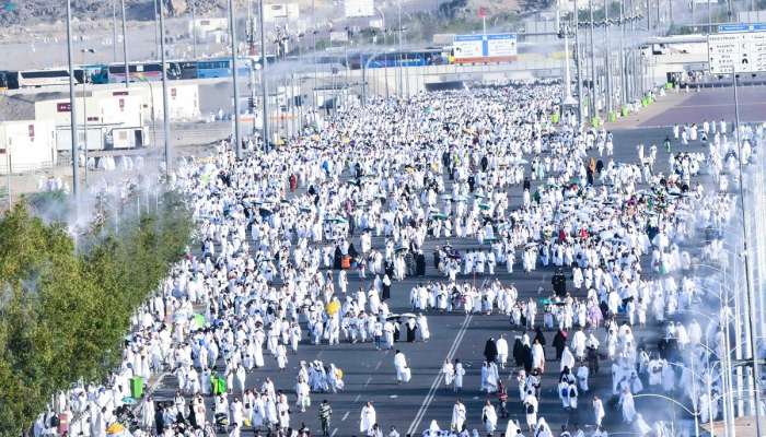Eid Al Adha: Pilgrims head to Mount Arafat to perform Hajj