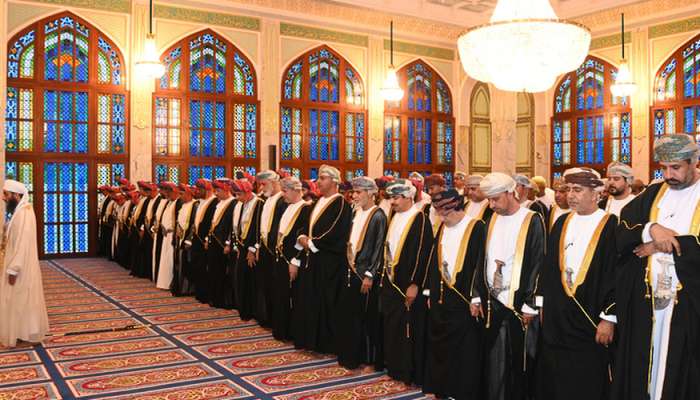 Sayyid Fahd offers Eid Al Adha prayers at Al Khor Mosque