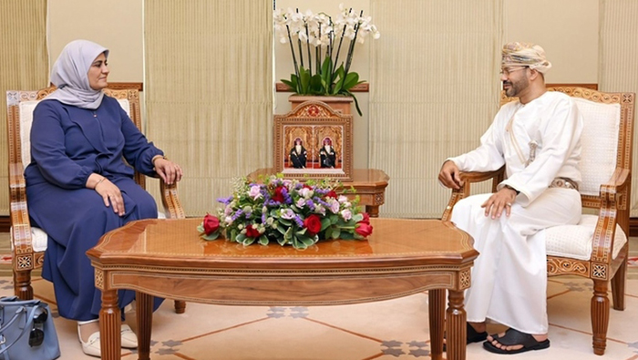 Foreign Minister receives copies of credentials of Libyan, UK ambassadors