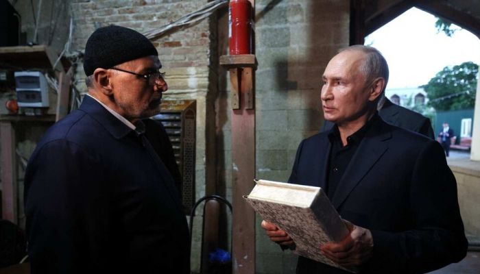 مصر تطالب الرئيس بوتين بمحاسبة المجرم المصري مدنس القرآن الكريم