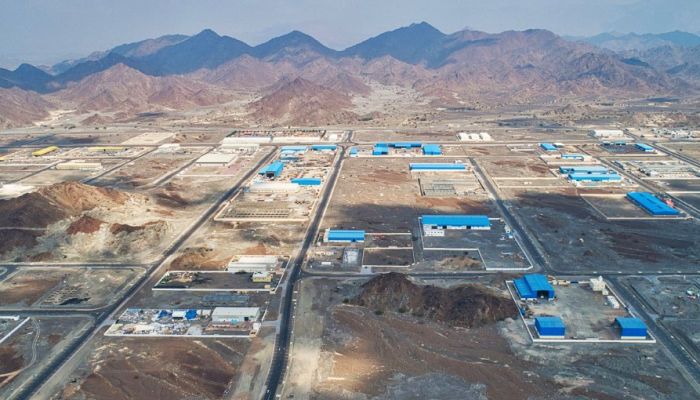 بيان حول وقوع حريق في مصنع بمدينة سمائل الصناعية