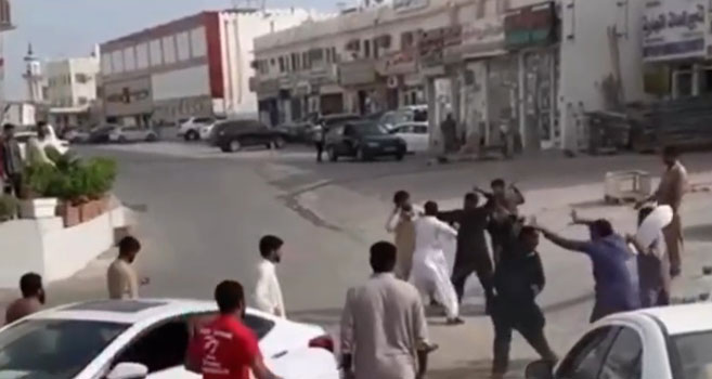 Video of brawl in Seeb goes viral, 13 expats arrested