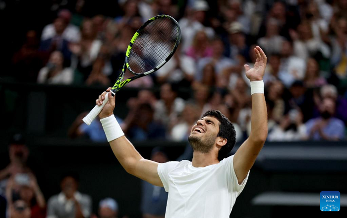 Djokovic dispatches Hurkacz; Medvedev, Alcaraz into first Wimbledon quarterfinals