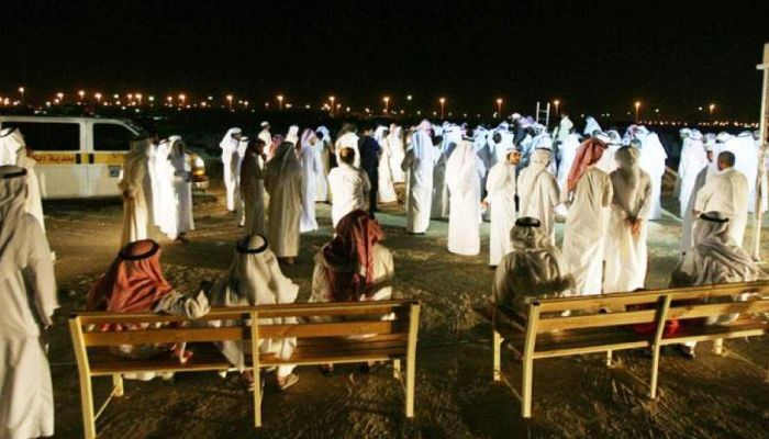الكويت تسمح بالدفن ليلاً لتلافي ارتفاع درجات الحرارة نهاراً