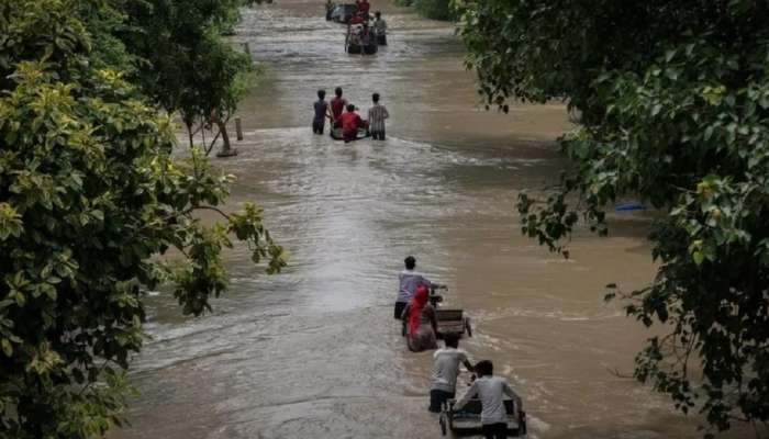 Key roads in Delhi are flooded as the Yamuna river rises