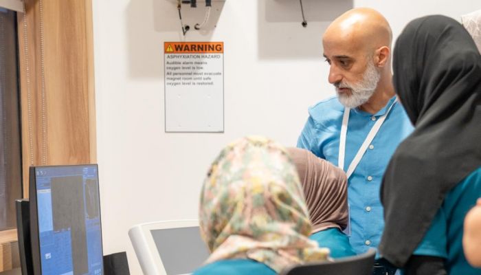 اطلاق خدمة تشخيص الحالات الأكثر عرضة للإصابة بسرطان الثدي بسلطنة عمان