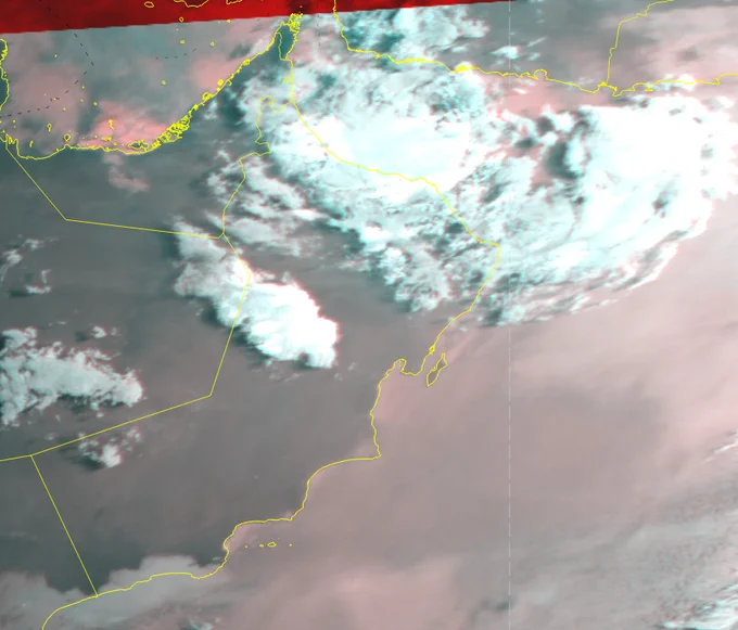 الطقس: تدفق السحب على المحافظات الشمالية..وفرص لهطول أمطار على جبال ظفار