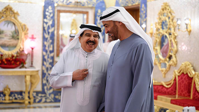 Bahrain’s King receives UAE President at his residence in Abu Dhabi