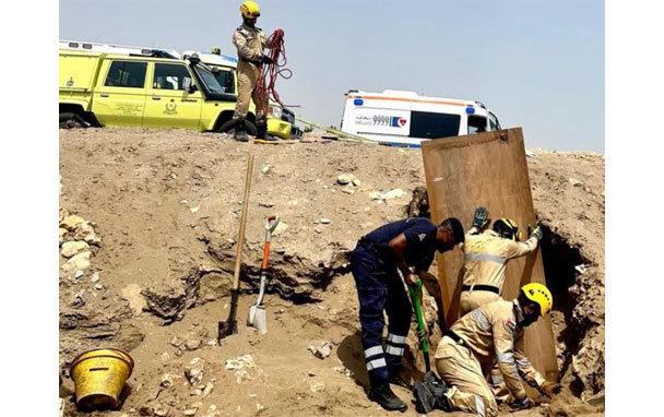 Worker dies in sand collapse incident in Oman