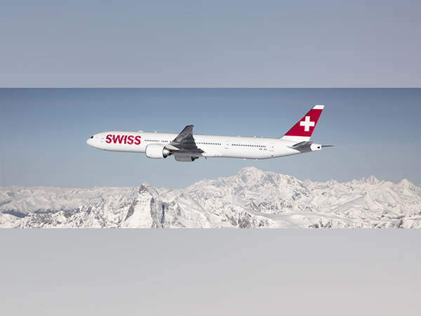 Swiss International Air Lines now offers free internet chat on all its long-haul flights