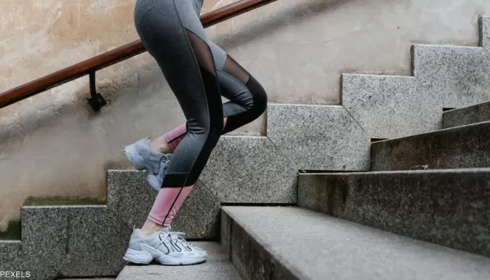 صعود السلالم يقلل خطر الإصابة بـ10 سرطانات خطيرة