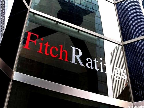 Indian banks’ operating environment strengthened as pandemic risks ebbed: Fitch