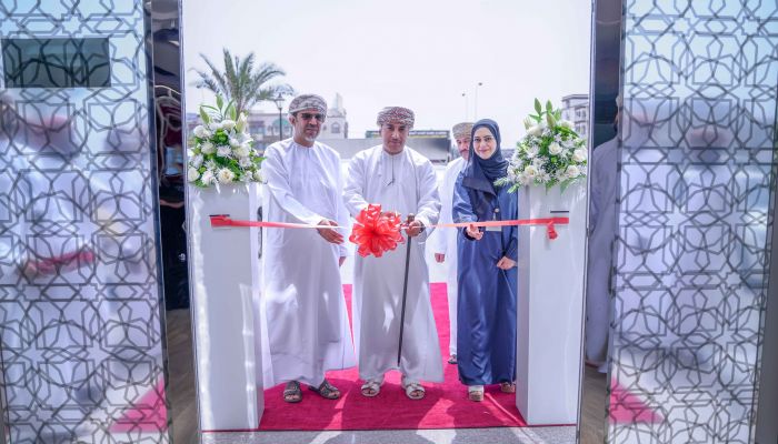 بنك مسقط يحتفل بانتقال فرع المؤسسات والشركات إلى موقع جديد بولاية صحار