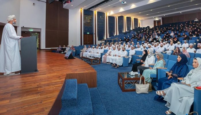 183طبيبًا يلتحقون بالبرامج التدريبية التخصُّصية في المجلس العُماني للاختصاصات الطبية