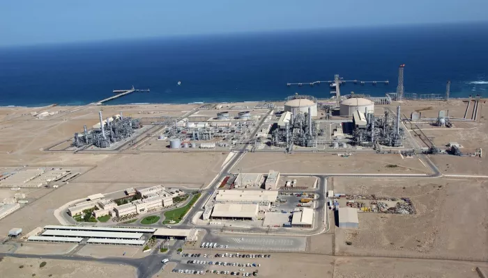 تعرف على أهم صفقات الغاز المسال العماني في 2023