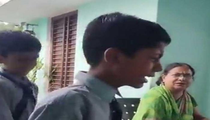 غضب عارم بالهند.. فيديو لمعلمة هندوسية أمرت الطلاب بضرب زميلهم المسلم