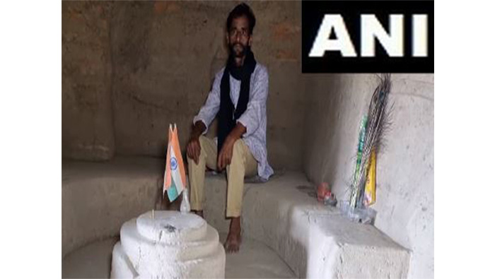 Indian man builds 2-storey under-ground house in UP's Hardoi