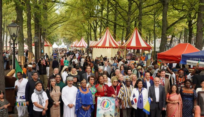 سلطنة عُمان تشارك في مهرجان السفارات بمدينة لاهاي