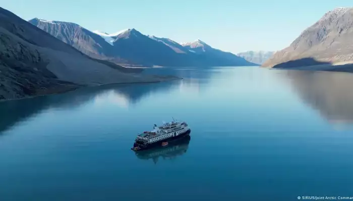 Stranded cruise ship Ocean Explorer freed off Greenland