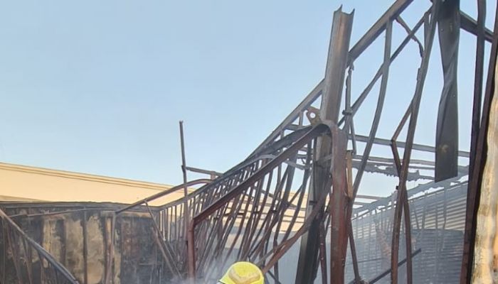 إخماد حريق في برّاد بمحل تجاري بولاية سناو