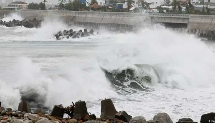 Taiwan: Typhoon Koinu brings heavy rains ahead of landfall