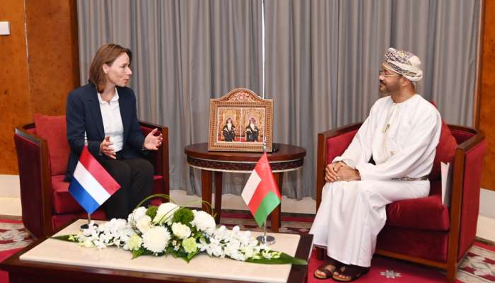 Foreign Minister meets the  Netherlands counterpart