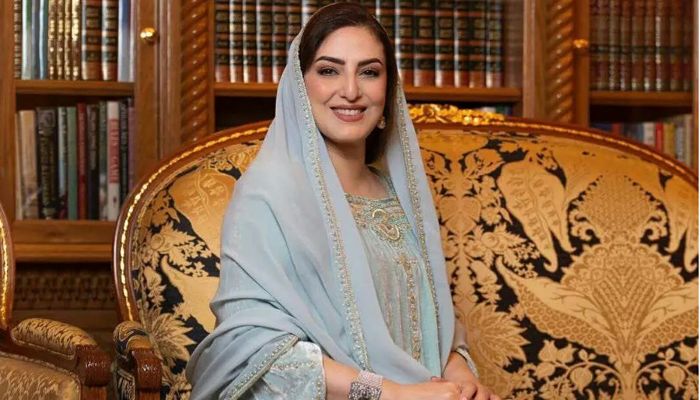 السيدة الجليلة تهنئ المرأة العمانية..وتحيى صمود نساء غزة وسط القصف وويلات الدمار