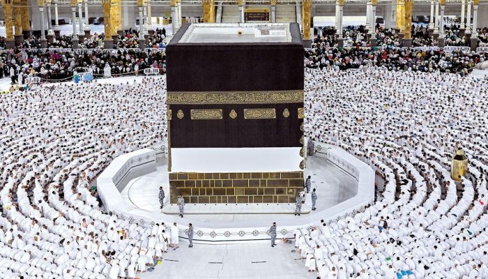 بدء التسجيل للمواطنين والمقيمين الراغبين في أداء مناسك الحج لموسم 1445هـ