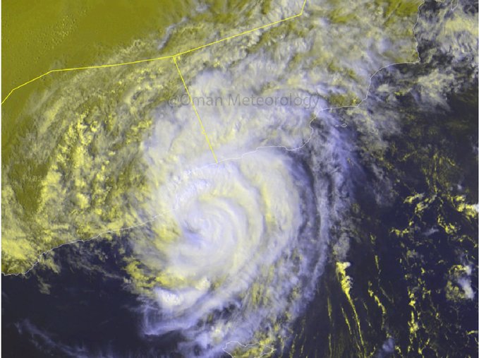 التحذير الثامن للحالة المدارية ’تيج’