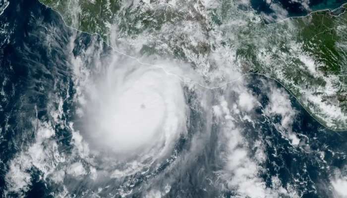 Mexico: Category 5 Hurricane Otis touches down near Acapulco