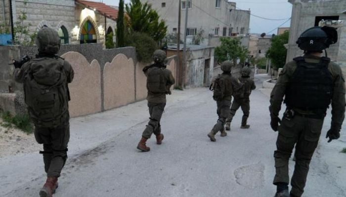 استشهاد فلسطينيين اثنين في قصف اسرائيلي على مخيم جنين