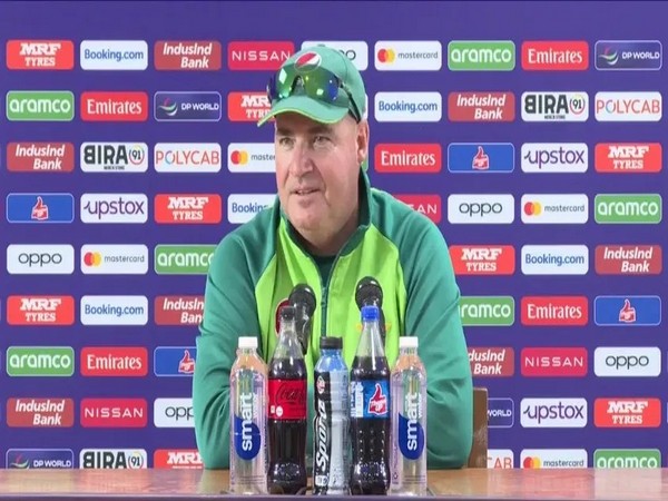 Pakistan team director Mickey Arthur now says tight security affecting team's WC performance