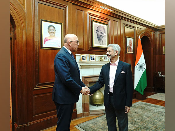 Indian EAM Jaishankar, Australian opposition leader discuss bilateral ties, global affairs