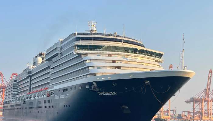 Salalah Port receives cruise ship with 2,340 passengers