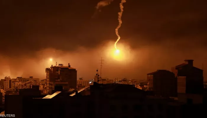 عشرات الشهداء والجرحى في قصف إسرائيلي لمناطق بغزة