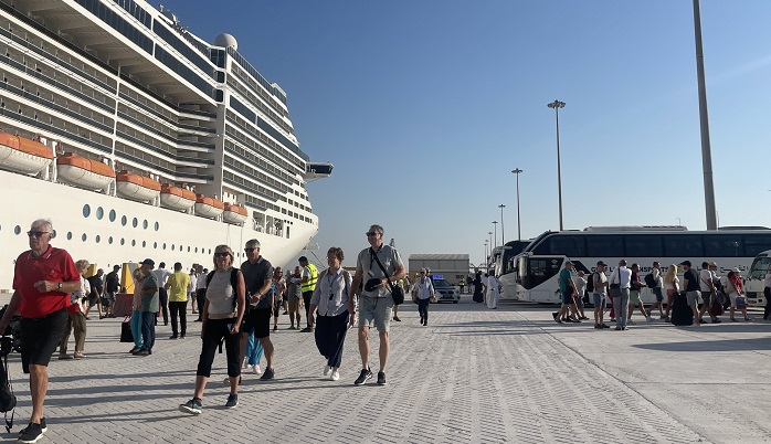 Salalah Port receives two cruise ships with over 5,000 passengers