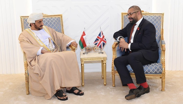 Oman, UK officials discuss tragic situation in Gaza