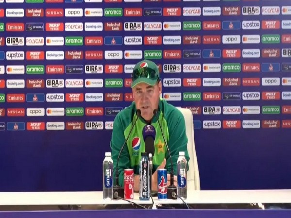 "It's not a crime to make mistakes": Pakistan team director Mickey Arthur backs skipper Babar Azam