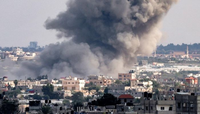14 شهيدًا في قصف طائرات الصهاينة وسط قطاع غزة