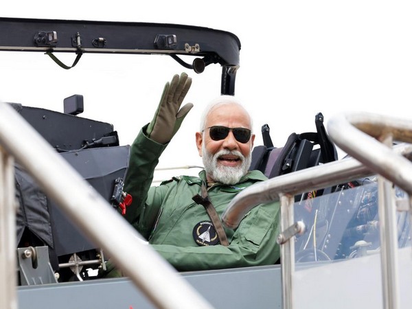 "Experience was incredibly enriching...", Indian PM Modi takes sortie on Tejas fighter aircraft in Bengaluru