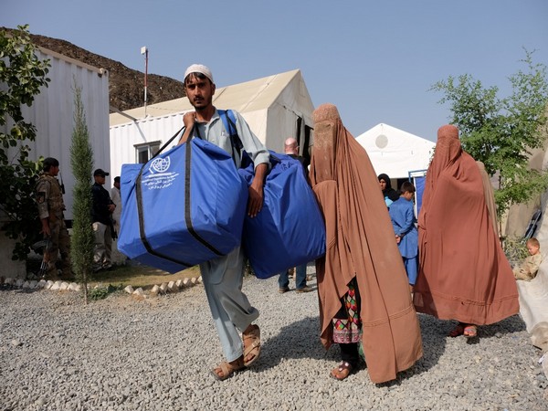 UN calls on Pakistan to halt expulsion of Afghan refugees