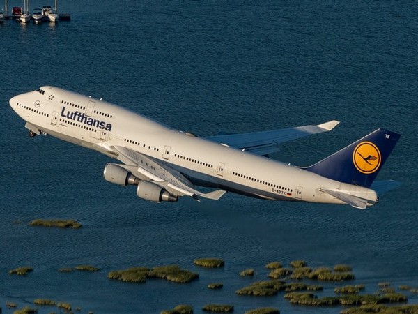 Husband-wife fight on-board makes Bangkok-bound Lufthansa flight divert to Delhi