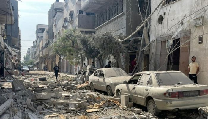 أكثر من 100 شهيد فلسطيني خلال ساعات من استئناف قوات الاحتلال الإسرائيلي هجماتها على قطاع غزة
