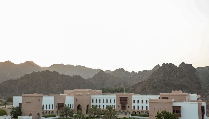 ترجمة للتوجيهات السامية لتعزيز دور الشباب.. اِنطلاقُ جَلساتِ مَسقط الحِوارية