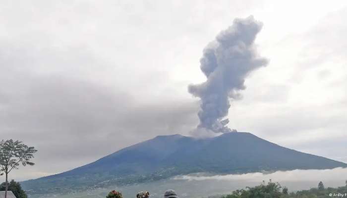 Death toll from Indonesia's Mount Marapi volcano rises to 22