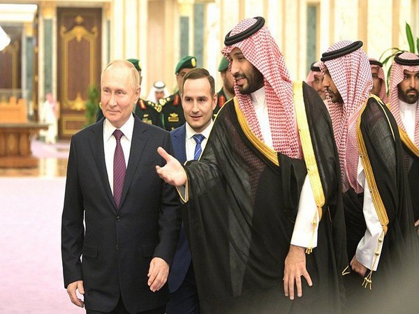 Russian President Putin concludes visit to Saudi Arabia after exchanging views on regional, international issues