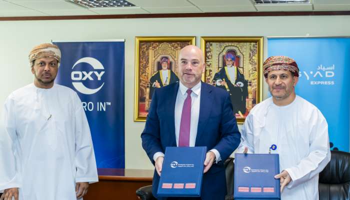 Oxy Oman signs four contracts with Omani companies