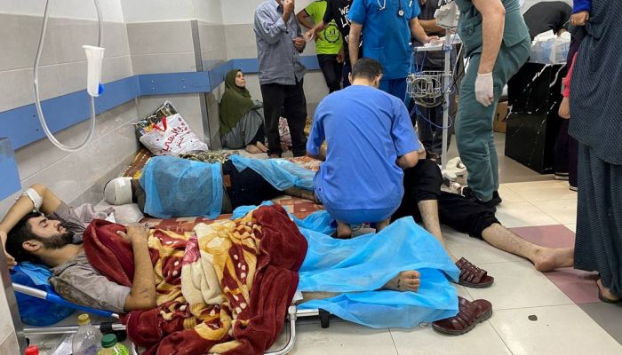 ارتفاع عدد الشهداء الفلسطينيين في غزة إلى أكثر من 18 ألف شهيد